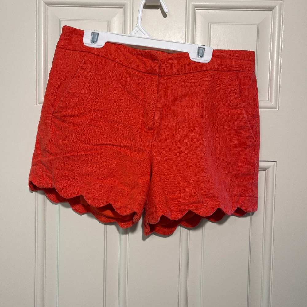 Tomato red linen scalloped shorts